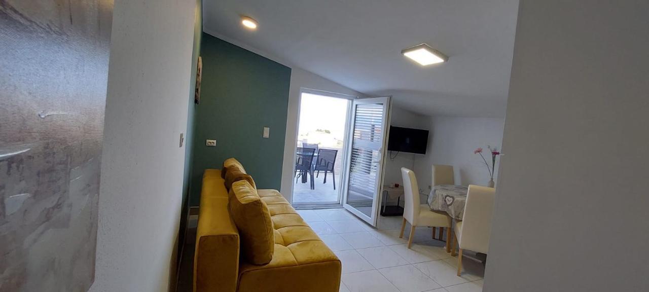 Apartmani Fran Вир Екстериор снимка