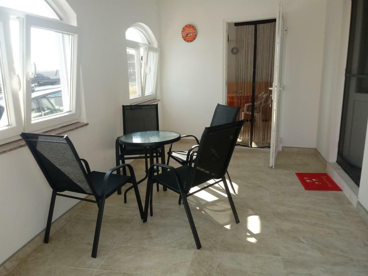 Apartmani Fran Вир Екстериор снимка