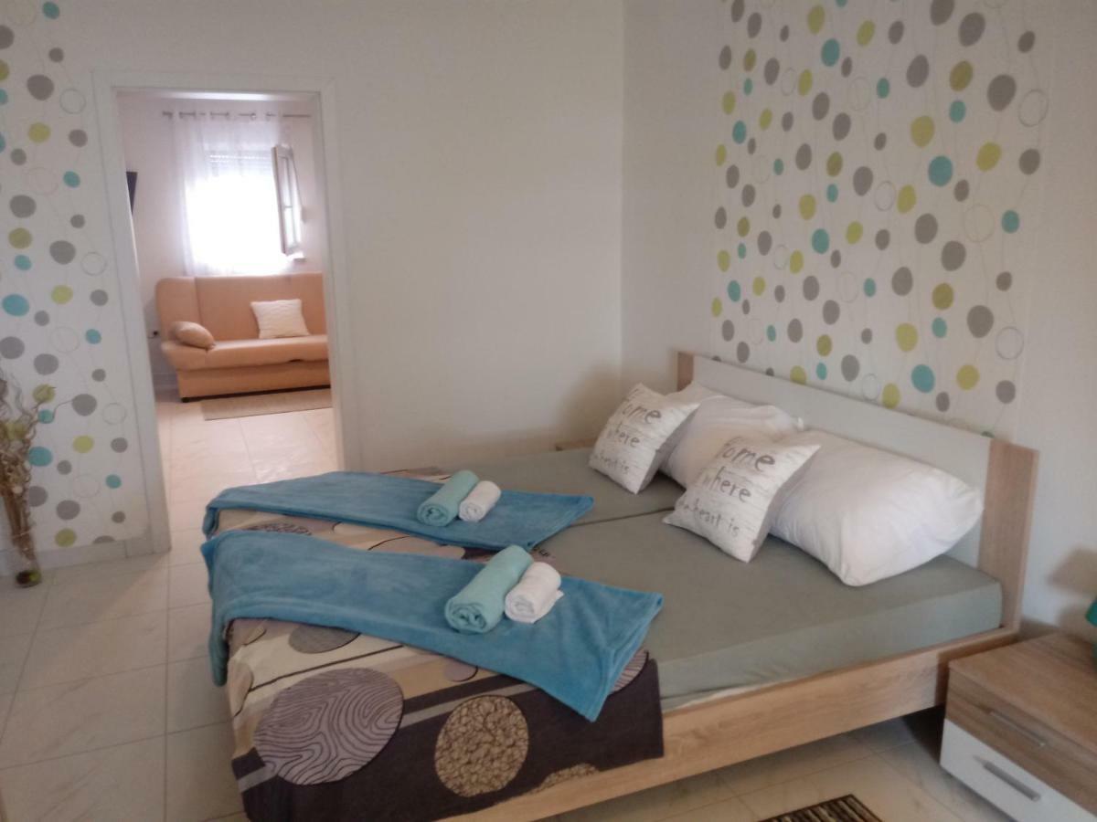 Apartmani Fran Вир Екстериор снимка